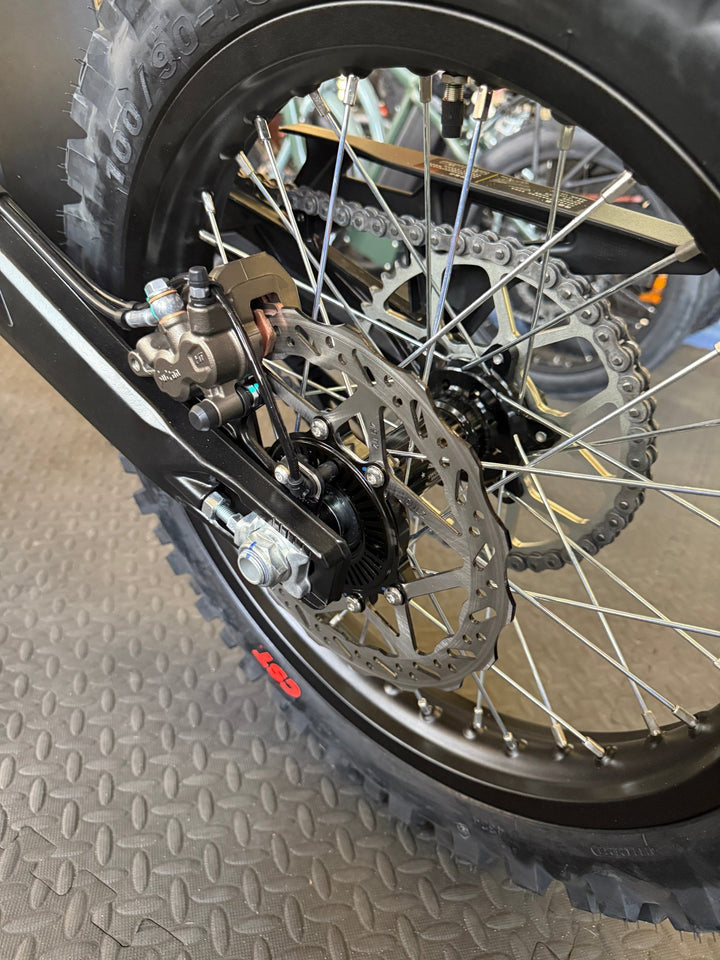 2025 Surron Ultra Bee 21kw Electric Dirt Bike **ASSEMBLED IN STORE** - Electric Dirt Bike - Surron - 46197842673918 eBike Super Shop