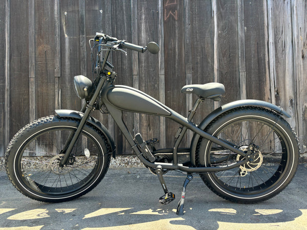 Custom Black Wave Electric Fat Tire eBike – 750W Vintage Café Racer Style Custom Black Wave Electric Fat Tire eBike – 750W Vintage Café Racer Style