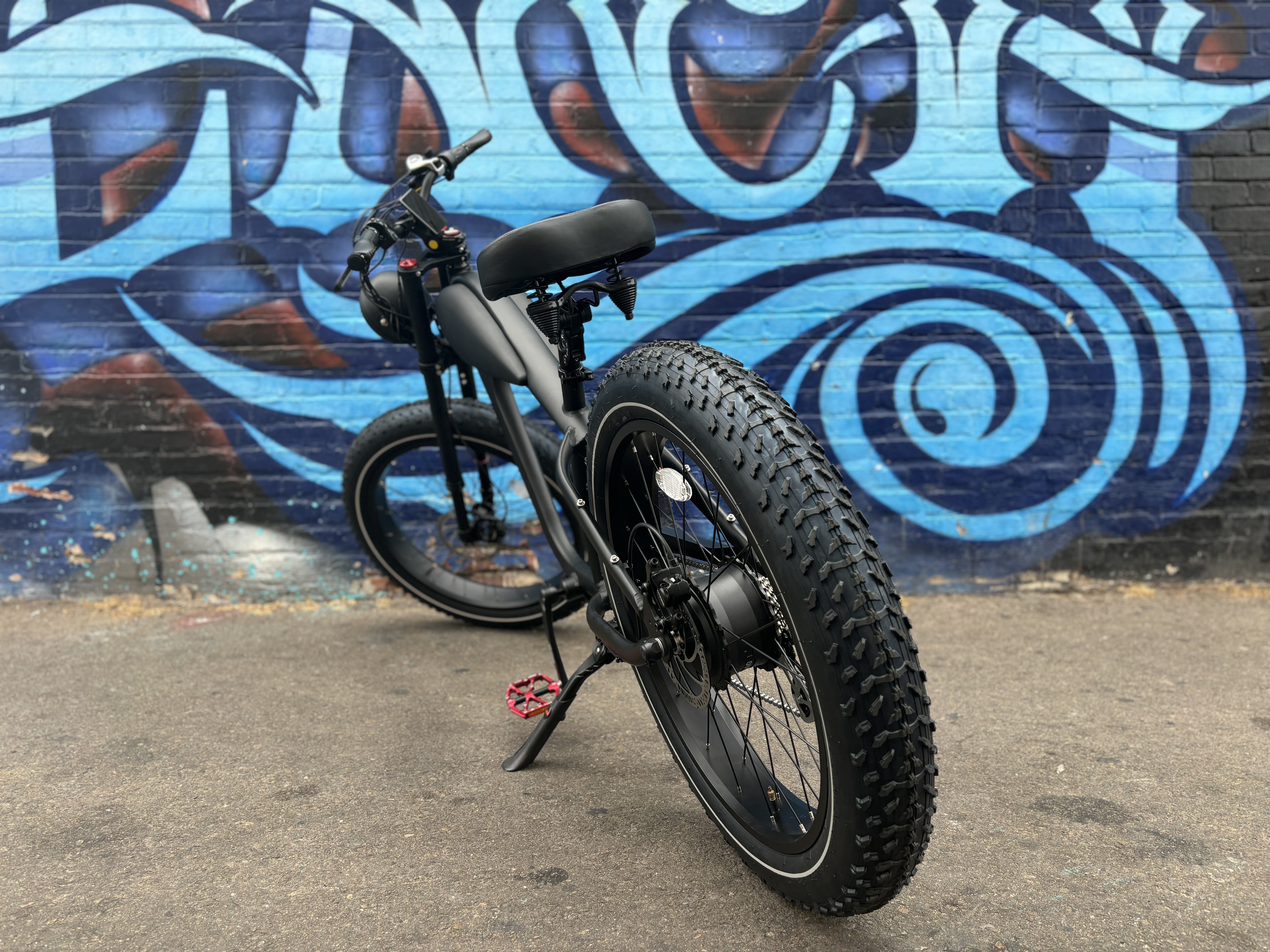 Custom Double Racer Electric Fat Tire eBike – 750W Vintage Motorcycle-Inspired Style | eBike Super Shop Custom Double Racer Electric Fat Tire eBike – 750W Vintage Motorcycle-Inspired Style | eBike Super Shop