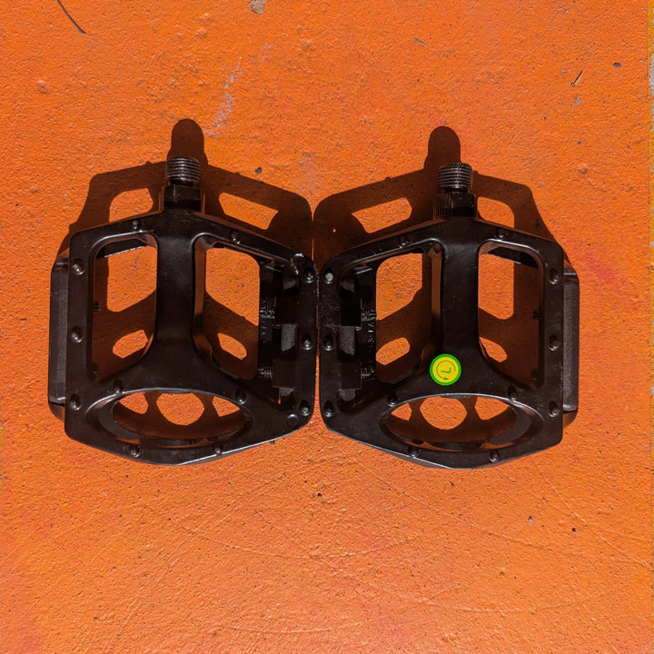 pedals for black metal eBike Pedals - Metal - Style 1 - Black