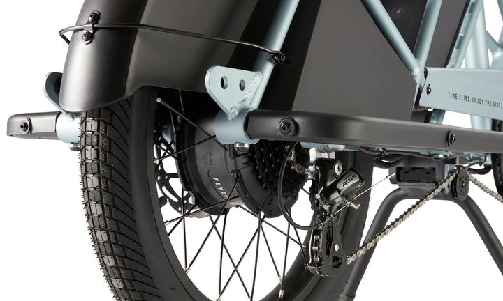 RADIO FLYER Via Pro 750w Step Thru eBike 24x2.4 Street Electric Cargo eBike - Cargo eBike - FLYER|CARGO|SPACE|0319 eBike Super Shop