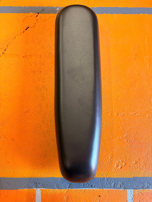 Black Kasen Kabbit Plus eBike in a cardboard shipping box, showing battery options of 14.5AH and 17.5AH.