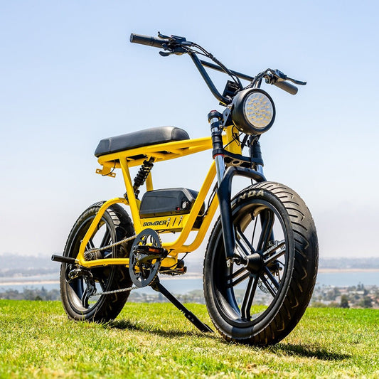 SUPERHUMAN Bomber 750 w Moto Ebike 20x4.5 Fat Electric e - Moto Style eBike - Moto Style - eBike Super Shop